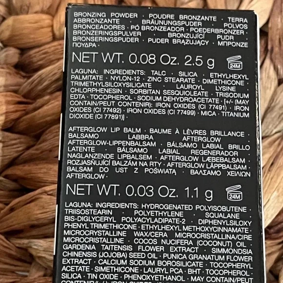 New! NARS Bronzer & lip balm giftset - Picture 13 of 15